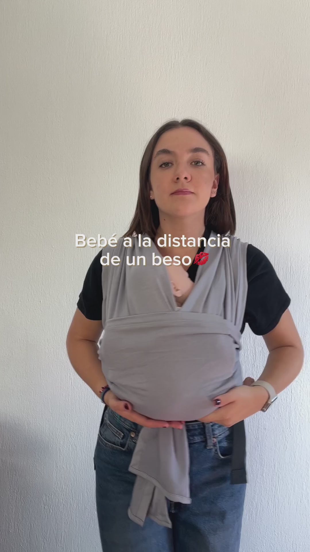 baby carrier, un beso
